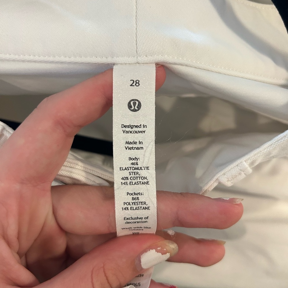 Lululemon Utilitech Lightweight White Pants, Sz 28